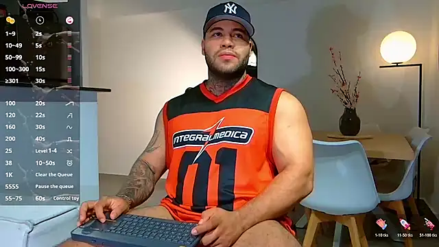 Michael Salens online show from November 6, 10:57 pm