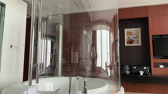 heywilliam online show from January 6, 2:26 am