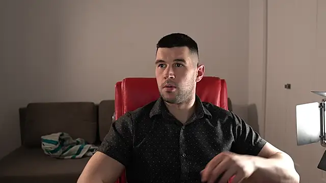 Sand0w online show from April 12, 9:49 pm