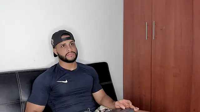 Pier Simons online show from November 11, 7:13 am