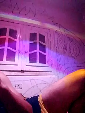 megozoo online show from October 20, 9:30 pm