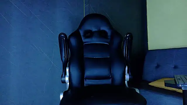 ALANNFERRER online show from April 15, 10:59 am