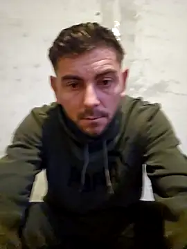 Alex-andru88 online show from November 27, 6:28 am