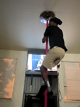 Dolla-Billlz online show from November 14, 6:05 am