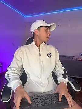 Casper   kyy online show from December 3, 3:51 pm