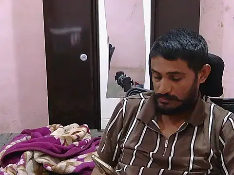 krishjaat43 online show from February 3, 7:13 am