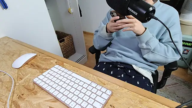 BenReich online show from November 10, 8:14 pm