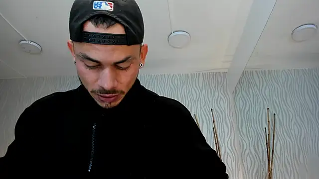 dylan jacobx online show from February 18, 3:26 am