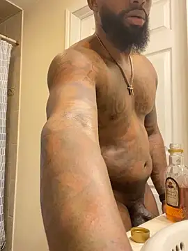 StandOnthatboy online show from October 4, 12:05 am