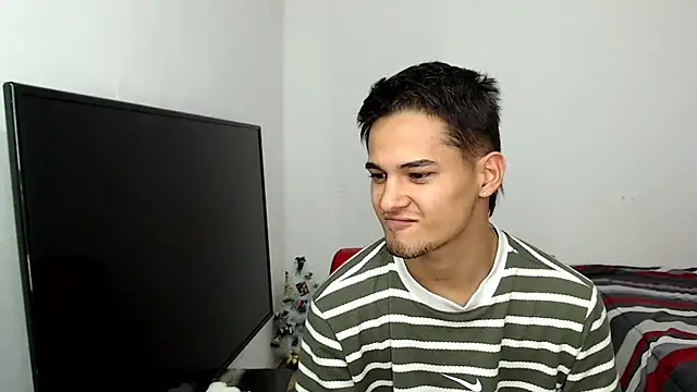 Alex mojica online show from February 20, 6:26 am