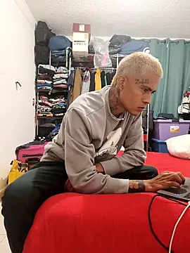 FoolingIntent online show from November 7, 11:35 am