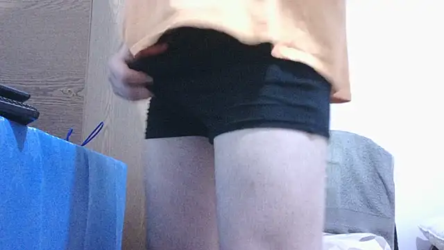 Black Scorpion91 online show from December 3, 9:10 pm