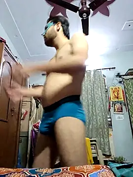 king aaru2004 online show from November 15, 1:57 pm