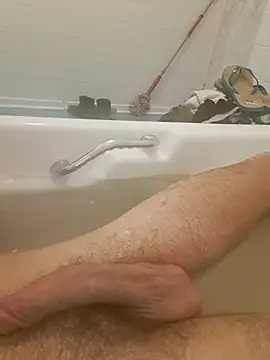 bevvvvv online show from February 13, 10:48 pm