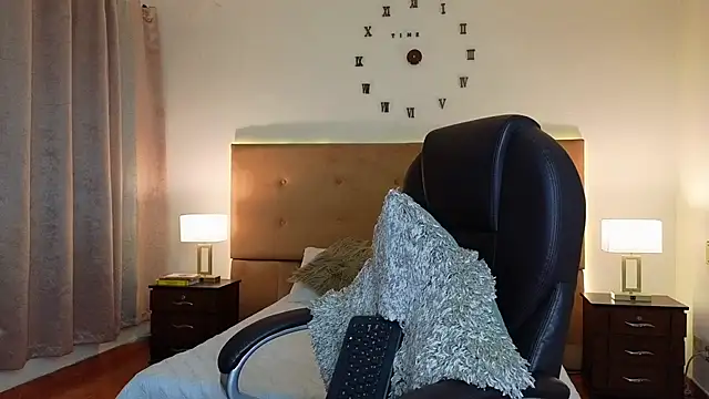 Steven Velez online show from March 11, 1:34 am