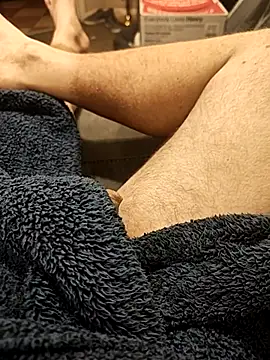 hubbyfun19 online show from October 18, 4:39 am