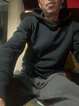 adiluci1 online show from October 20, 5:39 pm