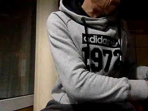 adiluci1 online show from October 24, 5:47 pm