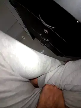 hackyourpussyxh online show from November 28, 1:20 am