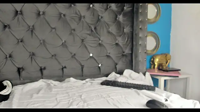 bxby dolls online show from October 10, 3:33 am