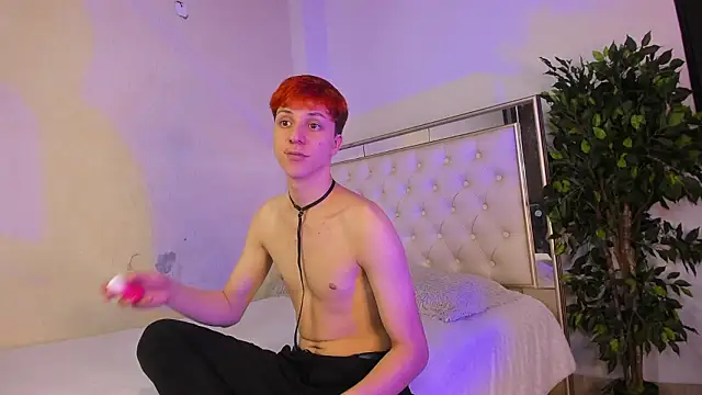 IM DAREN online show from February 14, 3:34 am