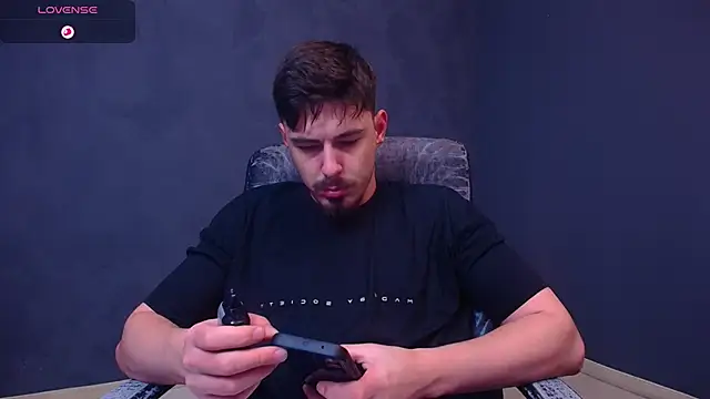 EnzoRace online show from December 16, 6:09 am