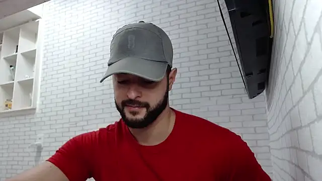 BombeiroHotx online show from April 18, 6:09 pm