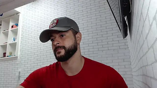 BombeiroHotx online show from January 6, 7:51 pm