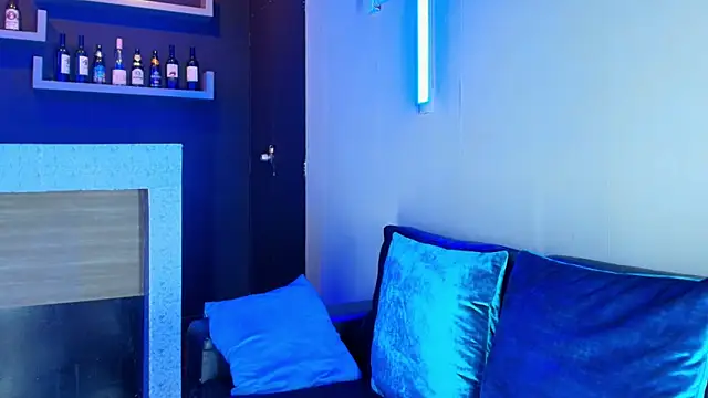  DantFox  online show from October 16, 7:33 pm