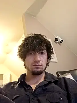 salmonman1305 online show from April 10, 6:59 pm