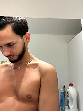 Gipsyboysteve online show from October 8, 3:49 pm