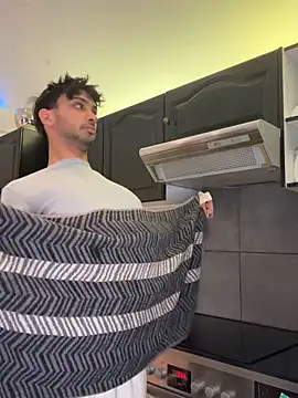 Gipsyboysteve online show from February 15, 8:45 am