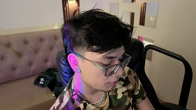 davoxer online show from April 9, 3:48 am