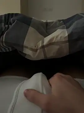 Gibbyyy  online show from March 7, 12:58 pm