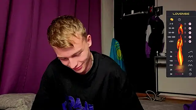 callmealexthx online show from September 23, 2:33 am