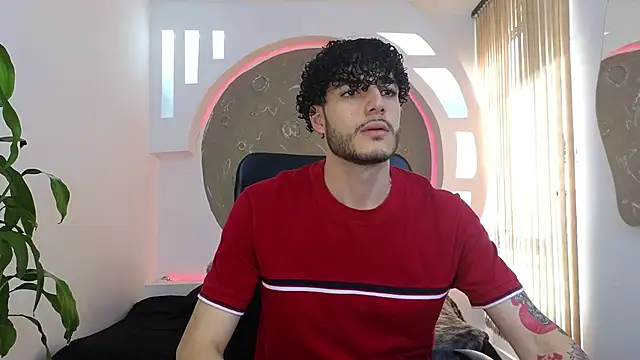 Rafael Mendezz online show from October 2, 8:35 pm