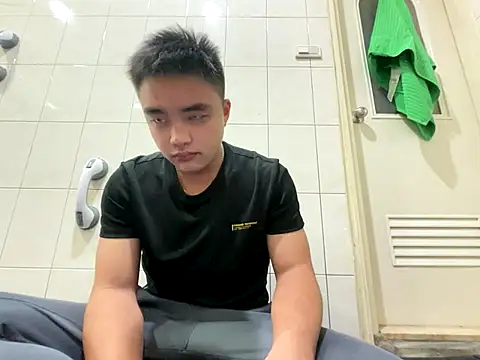 greenteazhang online show from December 1, 4:54 pm