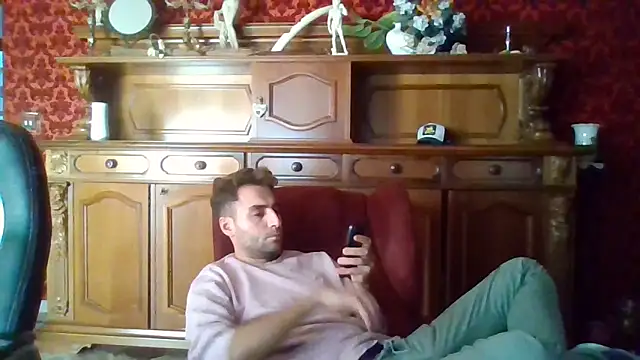Snapshot of Torissimo92 chatting on October 19, 3:26 pm Torissimo92 online show from October 19, 3:26 pm