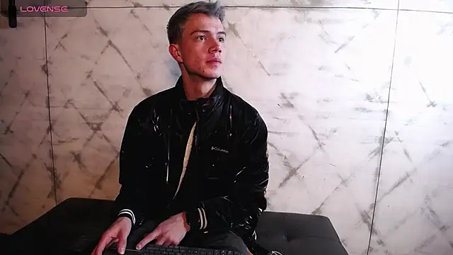 nicktorn online show from March 8, 11:58 am