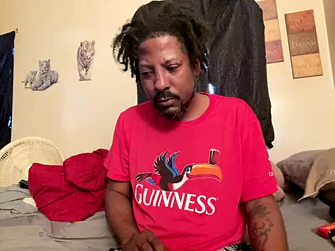 viceutk1 online show from October 5, 12:09 pm