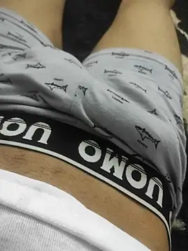 rayane7xx online show from January 17, 1:36 pm