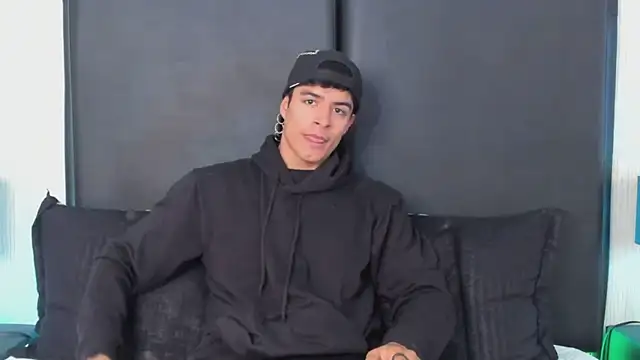 Snapshot of JacobBikerr chatting on September 9, 1:10 pm JacobBikerr online show from September 9, 1:10 pm
