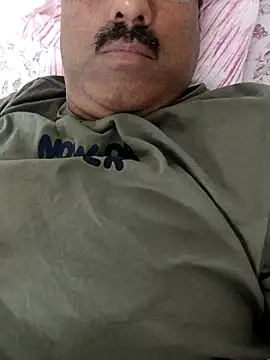 moonflower25 online show from February 14, 6:36 pm