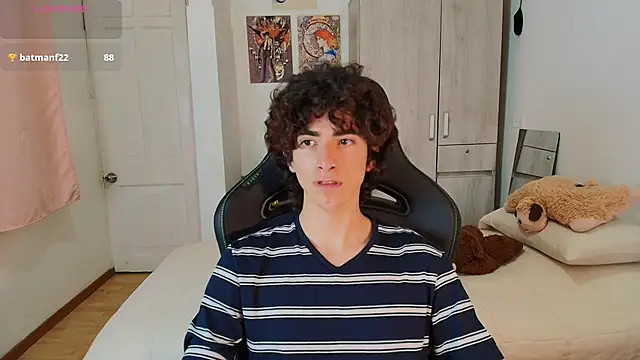 Nude Boy18 online show from December 16, 4:41 am