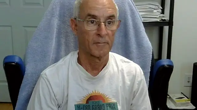 funone1999 online show from September 22, 11:15 pm