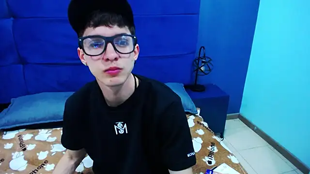 Jheampiiero online show from September 23, 1:54 pm