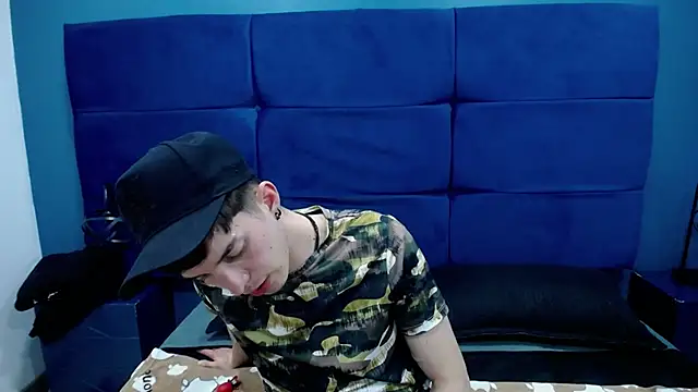 Jheampiiero online show from September 25, 1:04 am