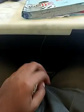 hotboy43339 online show from March 15, 4:20 am