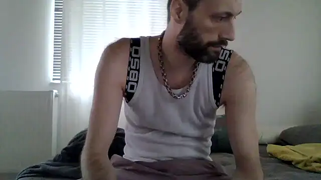 XLBarehengst online show from November 15, 11:45 am