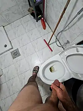 Snapshot of fena-sikerimmm chatting on October 28, 9:17 pm fena-sikerimmm online show from October 28, 9:17 pm